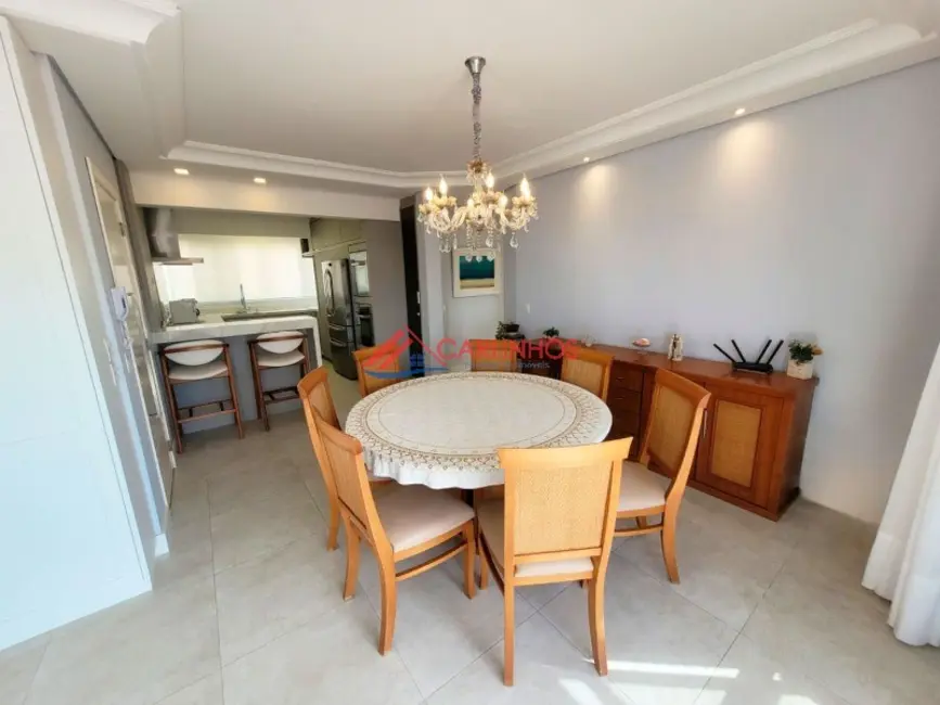 Foto 5 de Apartamento com 3 quartos à venda, 271m2 em Centro, Guaratuba - PR