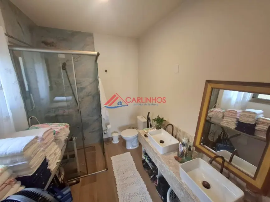 Foto 8 de Casa com 4 quartos à venda, 200m2 em Guaratuba - PR