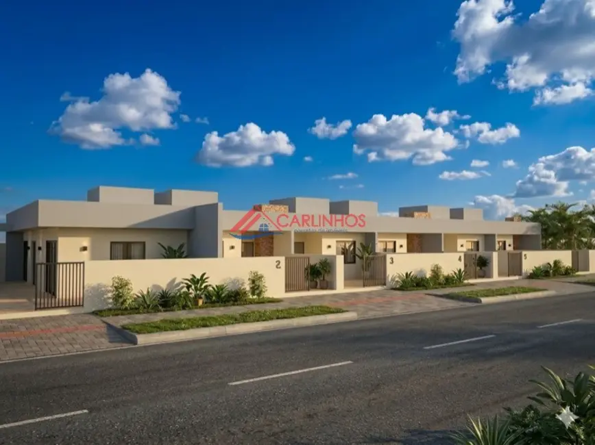 Foto 1 de Casa com 2 quartos à venda, 62m2 em Guaratuba - PR