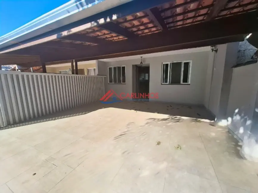 Foto 4 de Casa com 2 quartos à venda, 86m2 em Guaratuba - PR