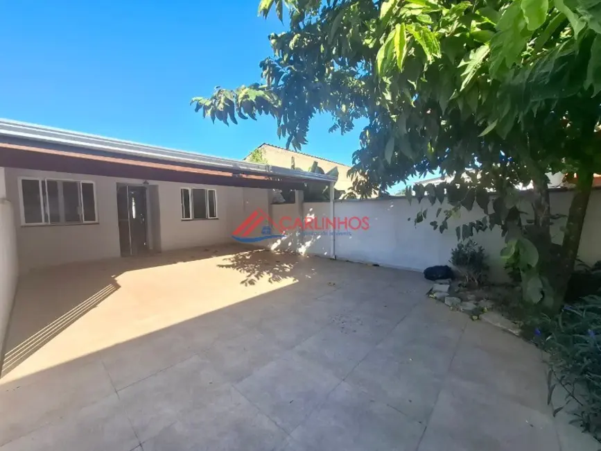 Foto 3 de Casa com 2 quartos à venda, 86m2 em Guaratuba - PR