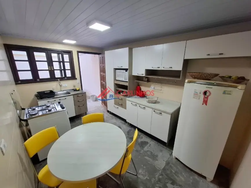Sobrado com 3 quartos à venda, 148m2 em Centro, Guaratuba - PR - imagem 7 Foto 7 de Sobrado com 3 quartos à venda, 148m2 em Centro, Guaratuba - PR