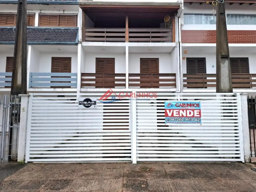 Sobrado com 3 quartos à venda, 148m2 em Centro, Guaratuba - PR - imagem 1 Foto 1 de Sobrado com 3 quartos à venda, 148m2 em Centro, Guaratuba - PR
