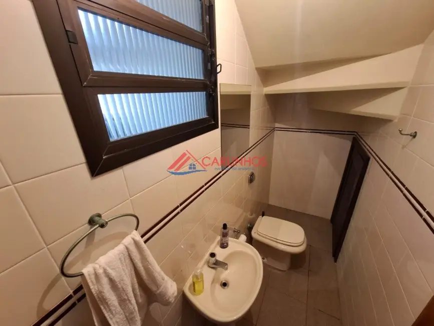 Foto 7 de Sobrado com 4 quartos à venda, 151m2 em Centro, Guaratuba - PR
