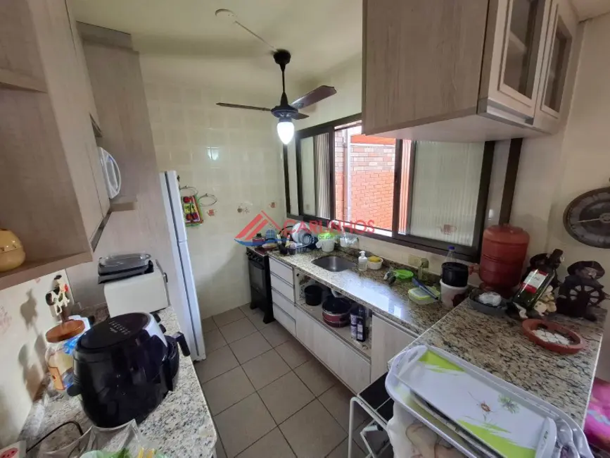 Foto 6 de Sobrado com 4 quartos à venda, 151m2 em Centro, Guaratuba - PR