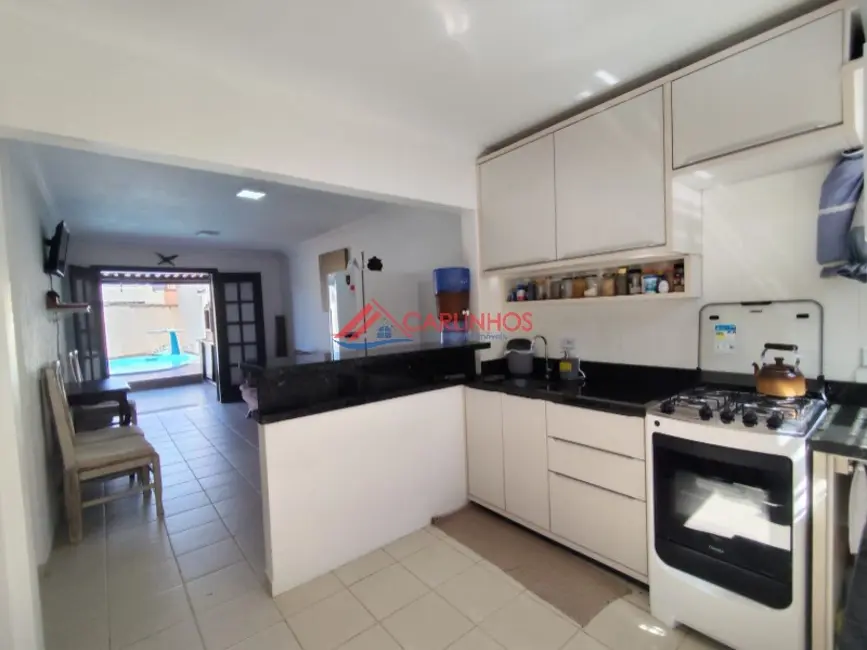 Sobrado com 6 quartos à venda, 200m2 em Guaratuba - PR - imagem 7 Foto 7 de Sobrado com 6 quartos à venda, 200m2 em Guaratuba - PR
