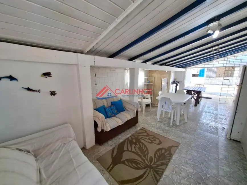 Casa com 4 quartos à venda, 134m2 em Guaratuba - PR - imagem 5 Foto 5 de Casa com 4 quartos à venda, 134m2 em Guaratuba - PR