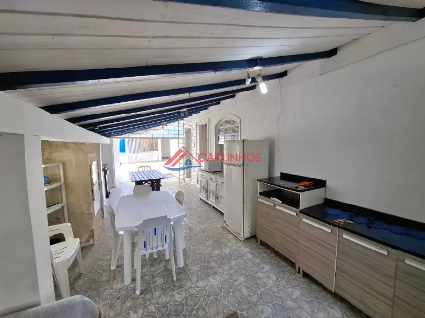 Casa com 4 quartos à venda, 134m2 em Guaratuba - PR - imagem 6 Foto 6 de Casa com 4 quartos à venda, 134m2 em Guaratuba - PR