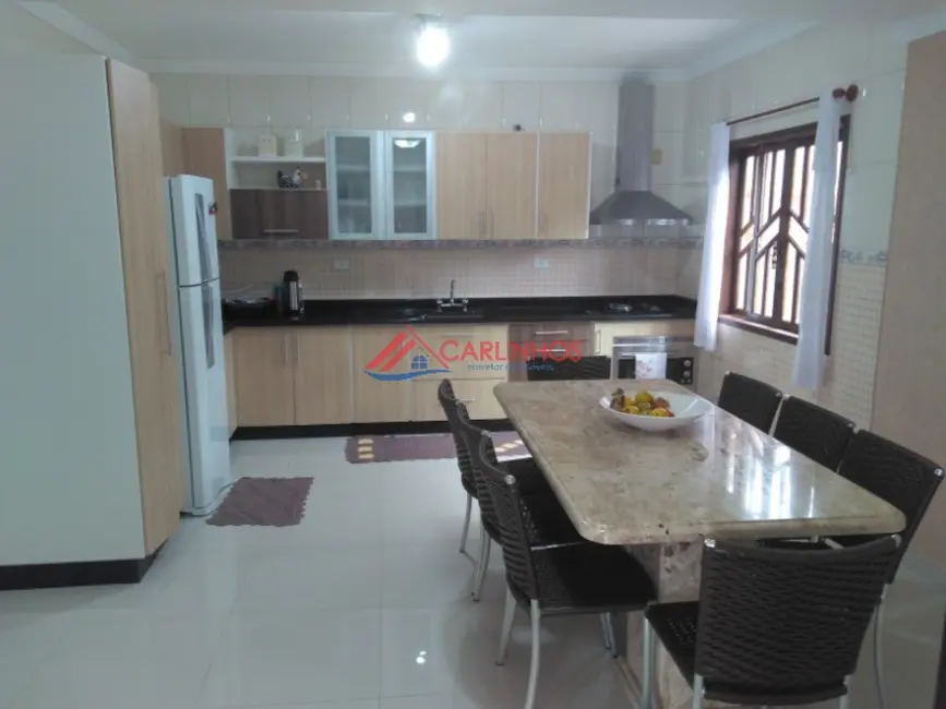 Foto 8 de Casa com 4 quartos à venda, 393m2 em Centro, Guaratuba - PR