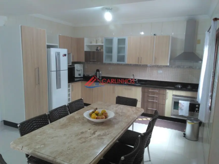 Foto 7 de Casa com 4 quartos à venda, 393m2 em Centro, Guaratuba - PR