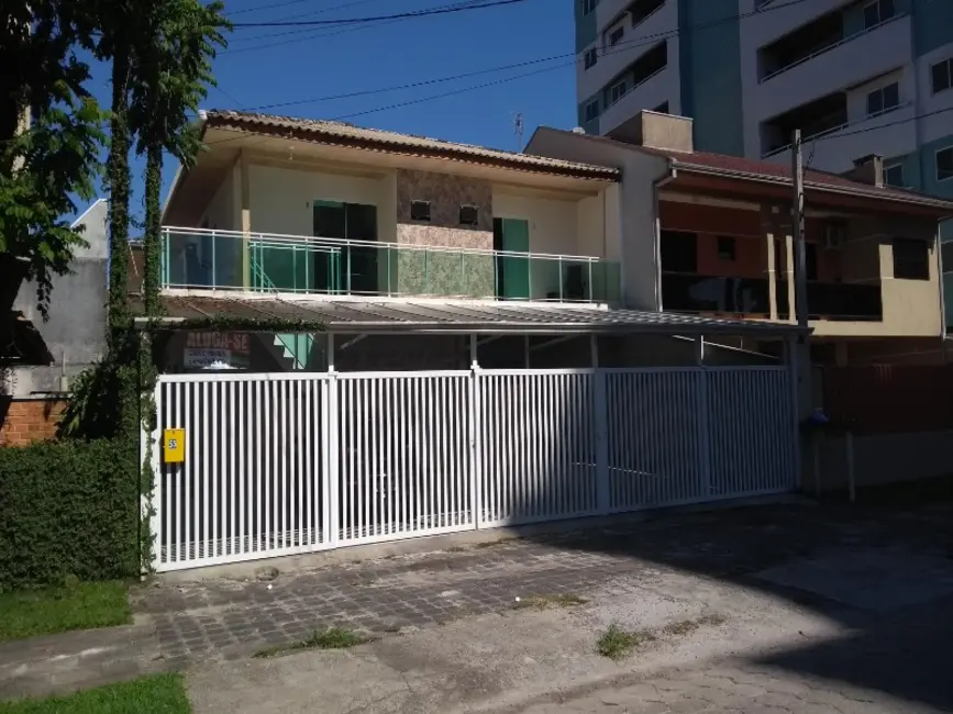 Foto 1 de Apartamento com 12 quartos à venda, 600m2 em Guaratuba - PR