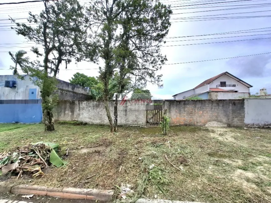 Foto 1 de Terreno / Lote à venda, 692m2 em Guaratuba - PR
