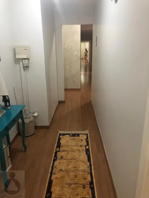 Foto 3 de Sala Comercial para alugar, 20m2 em Centro, Londrina - PR