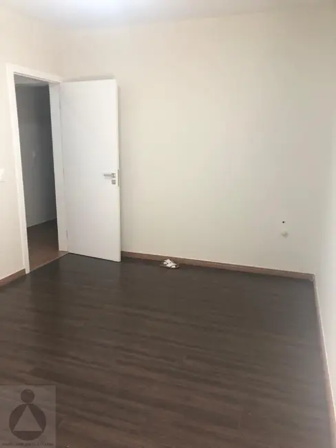 Foto 4 de Sala Comercial para alugar, 20m2 em Centro, Londrina - PR