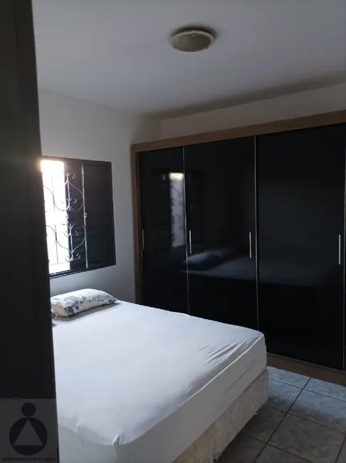 Foto 5 de Casa com 4 quartos à venda, 361m2 em Ideal, Londrina - PR