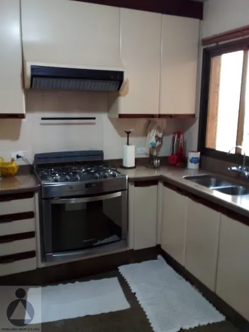 Apartamento com 4 quartos à venda, 198m2 em Centro, Londrina - PR - imagem 4 Foto 4 de Apartamento com 4 quartos à venda, 198m2 em Centro, Londrina - PR