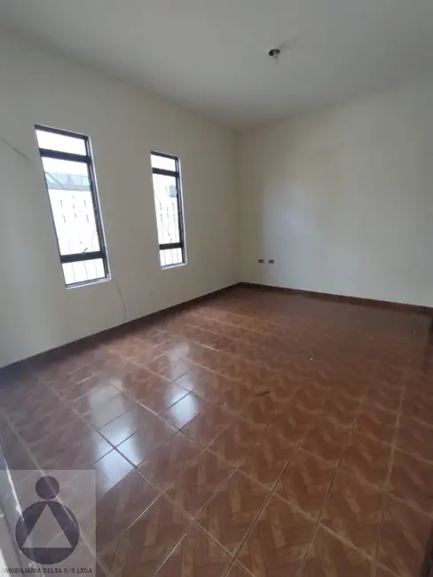 Casa com 2 quartos para alugar, 70m2 em Parque Residencial Joaquim Toledo Piza, Londrina - PR - imagem 4 Foto 4 de Casa com 2 quartos para alugar, 70m2 em Parque Residencial Joaquim Toledo Piza, Londrina - PR