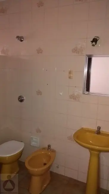 Foto 5 de Casa com 3 quartos à venda, 187m2 em Quebec, Londrina - PR