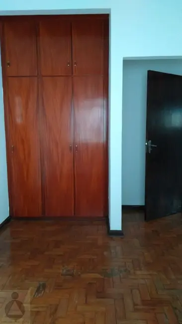Foto 6 de Casa com 3 quartos à venda, 187m2 em Quebec, Londrina - PR