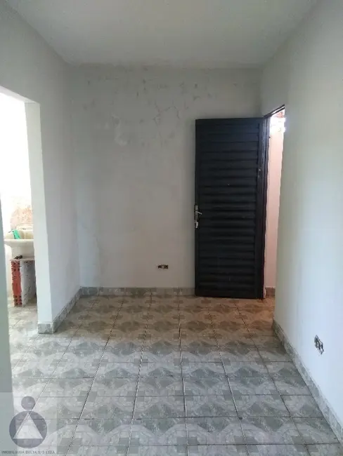 Foto 5 de Apartamento com 2 quartos para alugar, 70m2 em Pacaembu, Londrina - PR