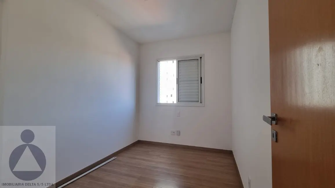 Apartamento com 3 quartos para alugar, 79m2 em Gleba Fazenda Palhano, Londrina - PR - imagem 7 Foto 7 de Apartamento com 3 quartos para alugar, 79m2 em Gleba Fazenda Palhano, Londrina - PR