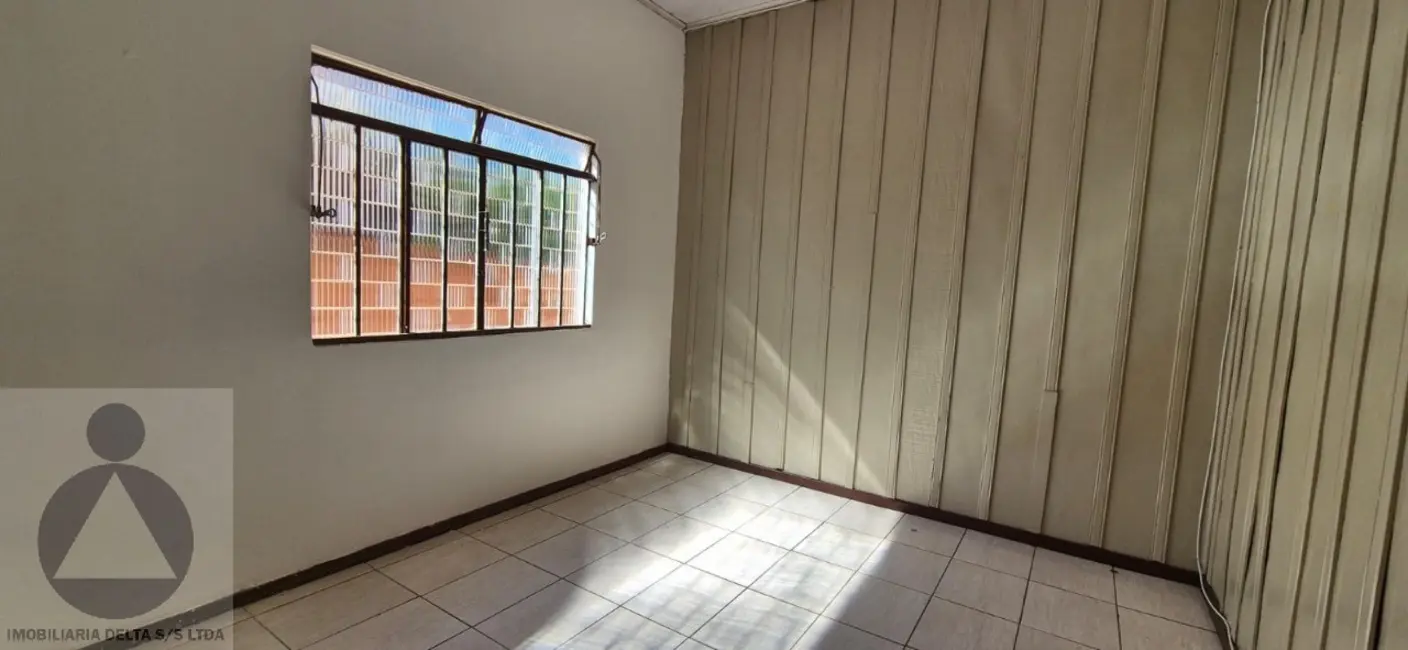 Foto 8 de Casa com 3 quartos para alugar, 90m2 em Ideal, Londrina - PR