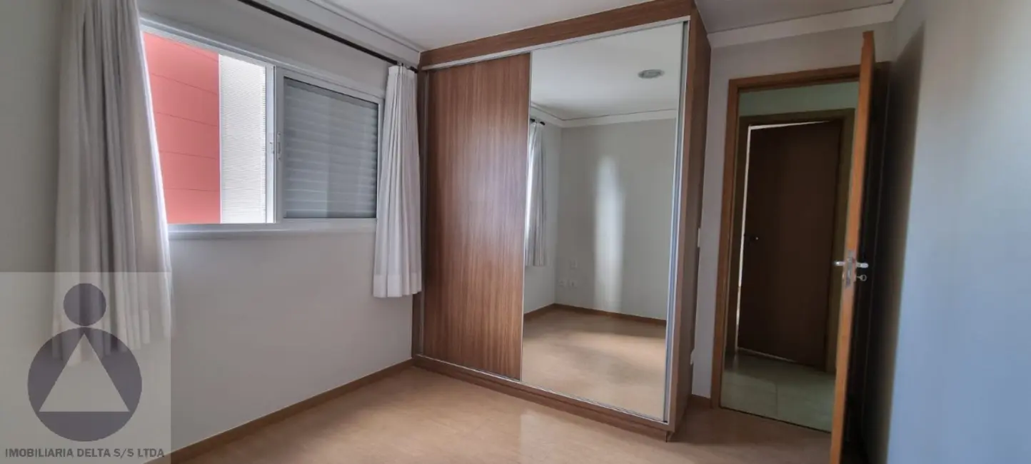 Apartamento com 2 quartos à venda, 82m2 em Jardim Lilian, Londrina - PR - imagem 5 Foto 5 de Apartamento com 2 quartos à venda, 82m2 em Jardim Lilian, Londrina - PR