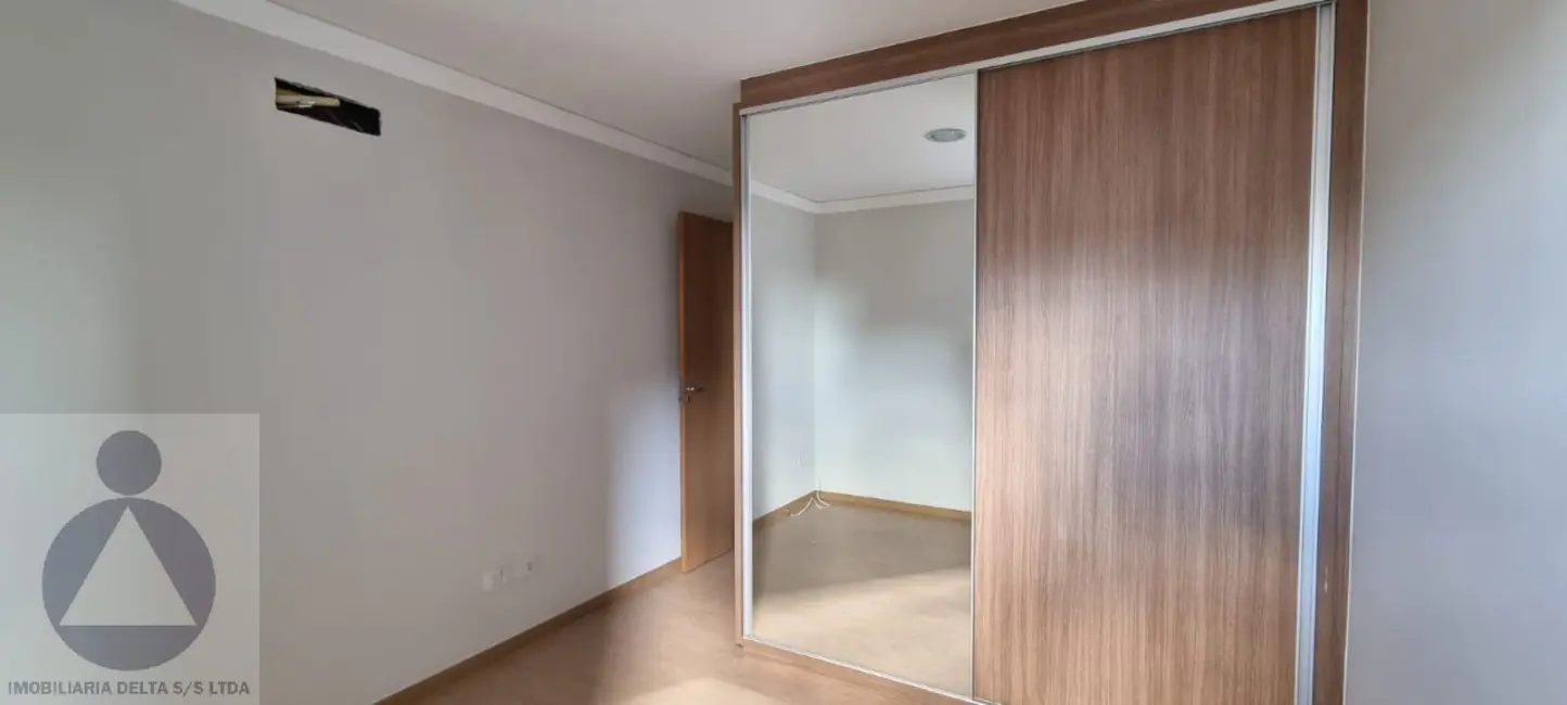 Apartamento com 2 quartos à venda, 82m2 em Jardim Lilian, Londrina - PR - imagem 3 Foto 3 de Apartamento com 2 quartos à venda, 82m2 em Jardim Lilian, Londrina - PR
