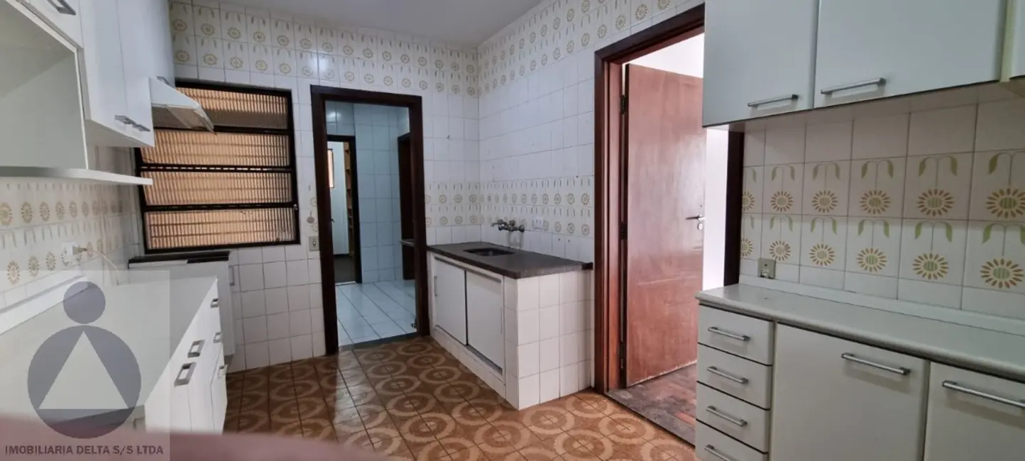 Apartamento com 4 quartos à venda, 101m2 em Centro, Londrina - PR - imagem 9 Foto 9 de Apartamento com 4 quartos à venda, 101m2 em Centro, Londrina - PR