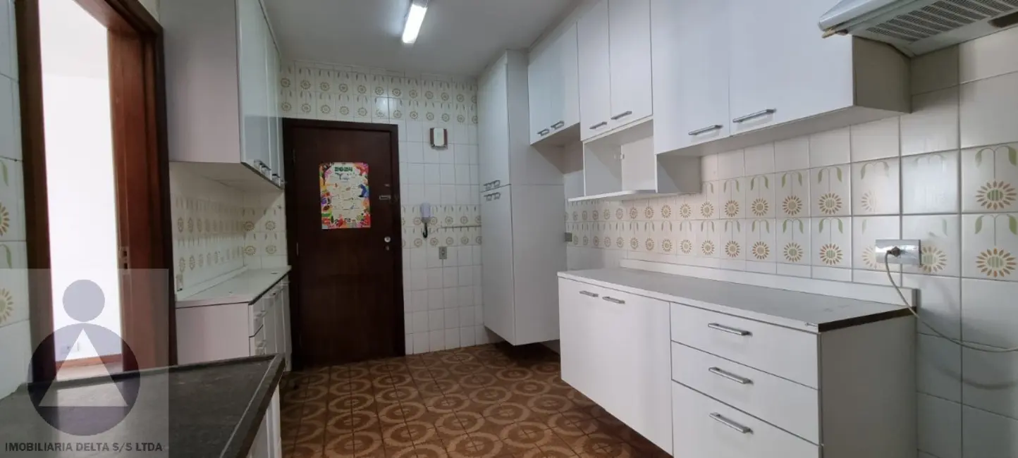 Apartamento com 4 quartos à venda, 101m2 em Centro, Londrina - PR - imagem 8 Foto 8 de Apartamento com 4 quartos à venda, 101m2 em Centro, Londrina - PR