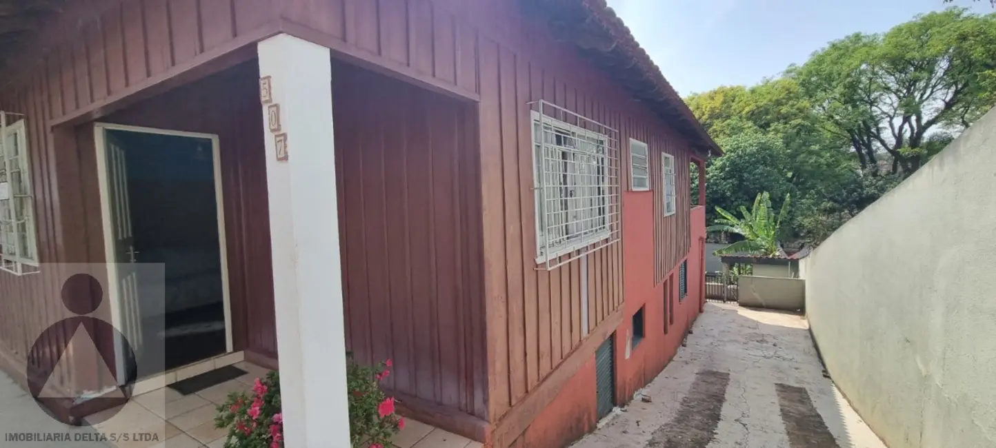 Casa com 4 quartos à venda, 182m2 em Bela Vista, Londrina - PR - imagem 3 Foto 3 de Casa com 4 quartos à venda, 182m2 em Bela Vista, Londrina - PR