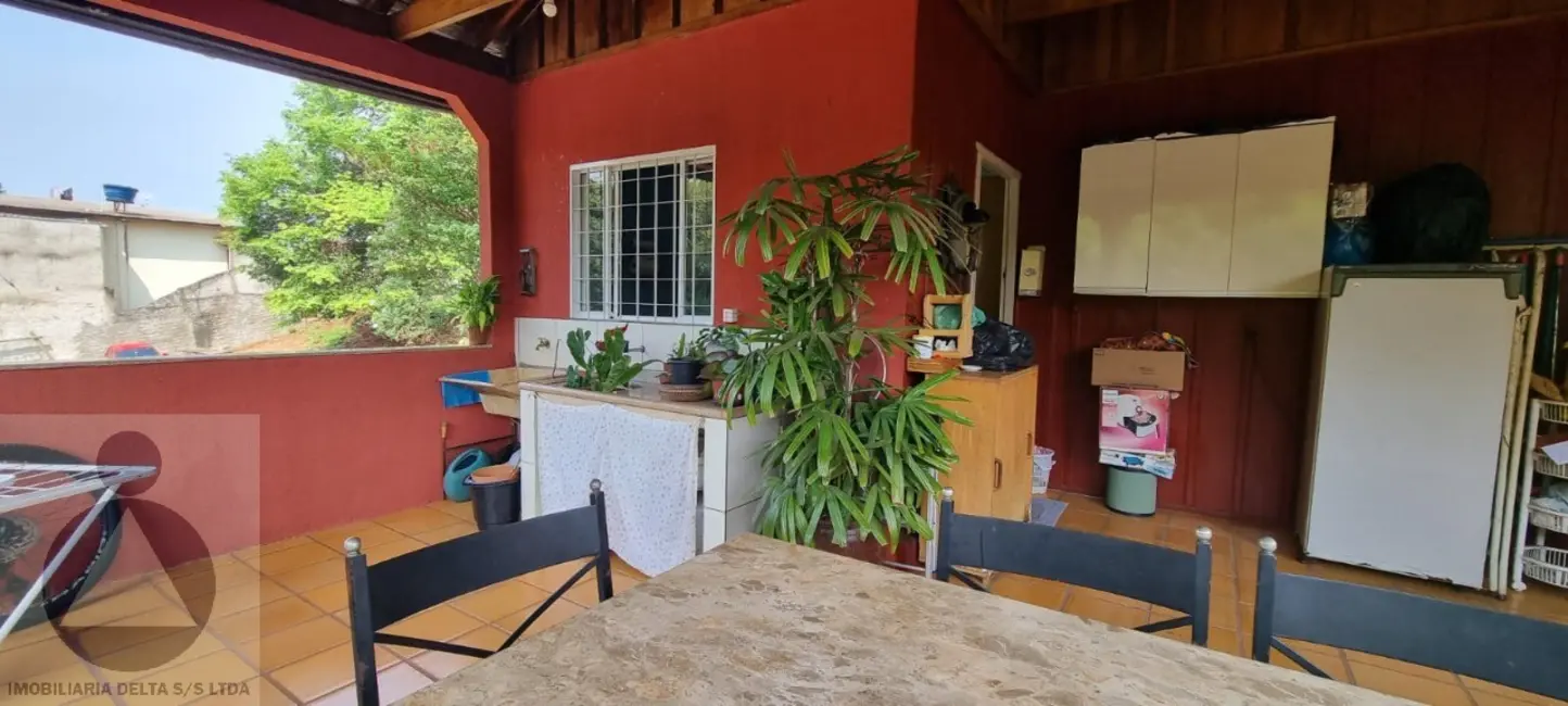 Casa com 4 quartos à venda, 182m2 em Bela Vista, Londrina - PR - imagem 9 Foto 9 de Casa com 4 quartos à venda, 182m2 em Bela Vista, Londrina - PR