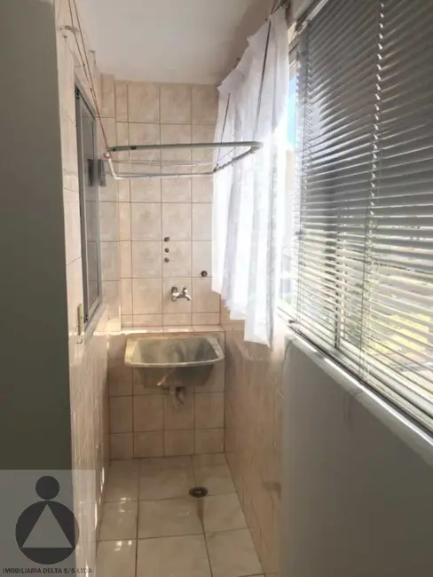 Apartamento com 1 quarto à venda, 36m2 em Centro, Londrina - PR - imagem 8 Foto 8 de Apartamento com 1 quarto à venda, 36m2 em Centro, Londrina - PR