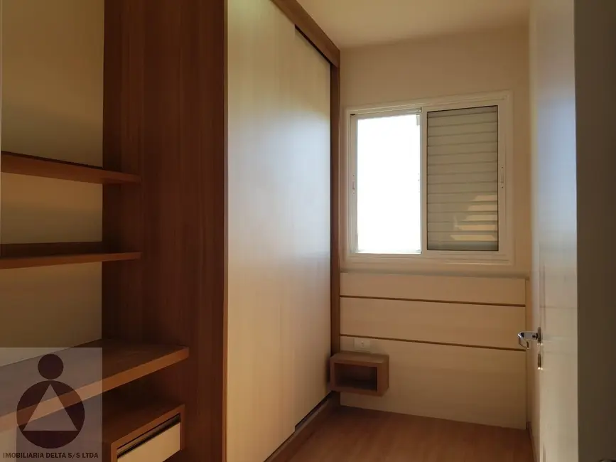 Foto 4 de Apartamento com 3 quartos para alugar, 75m2 em Gleba Fazenda Palhano, Londrina - PR