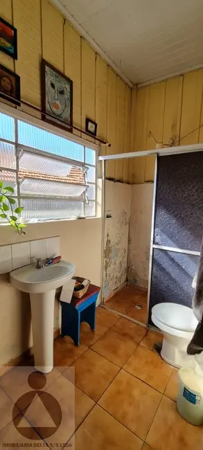 Casa com 3 quartos à venda, 106m2 em Jardim América, Londrina - PR - imagem 9 Foto 9 de Casa com 3 quartos à venda, 106m2 em Jardim América, Londrina - PR