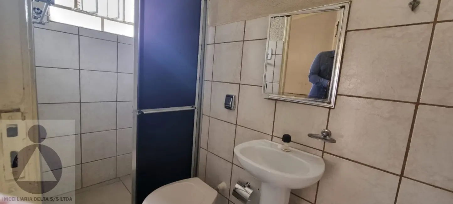 Casa com 1 quarto para alugar, 45m2 em Vila Brasil, Londrina - PR - imagem 6 Foto 6 de Casa com 1 quarto para alugar, 45m2 em Vila Brasil, Londrina - PR