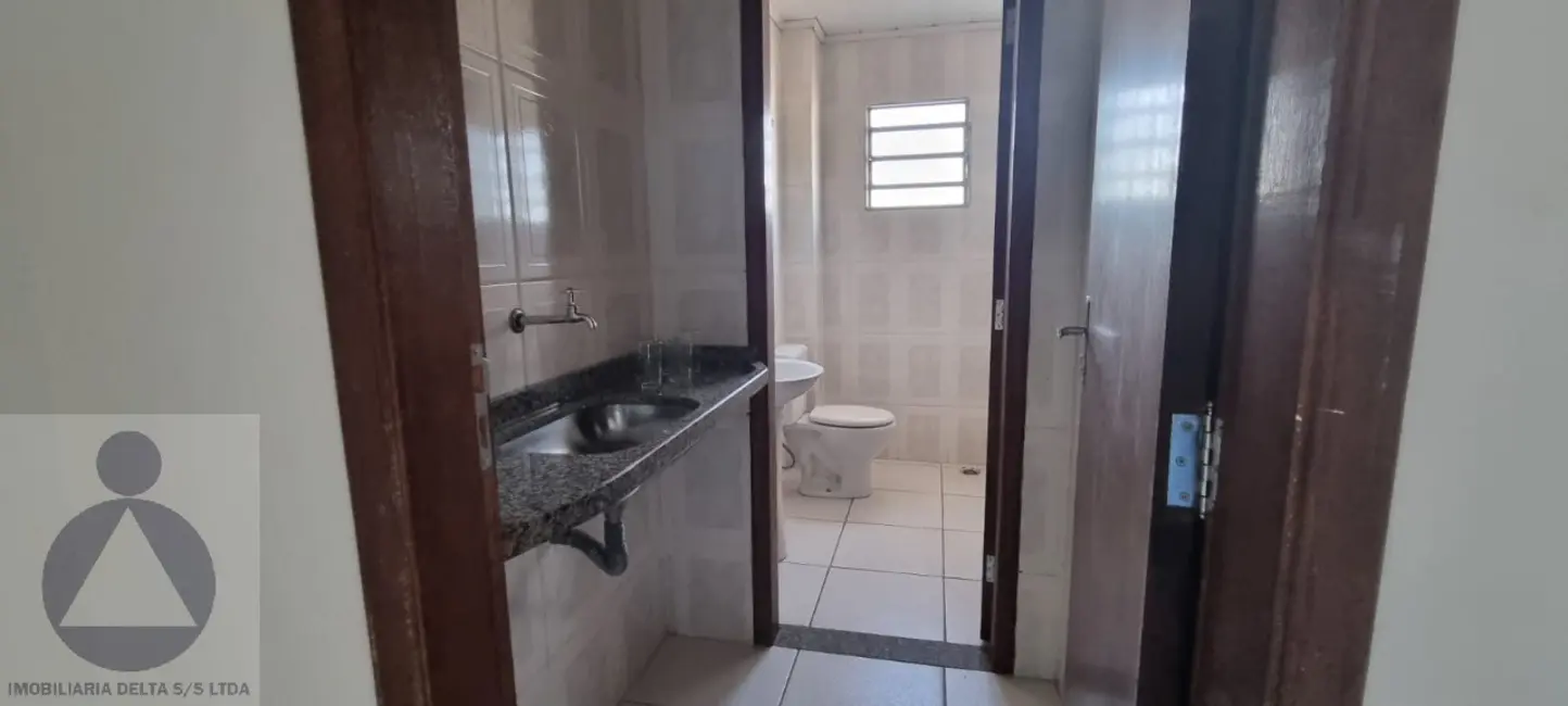 Foto 4 de Sala Comercial para alugar, 30m2 em Centro, Londrina - PR