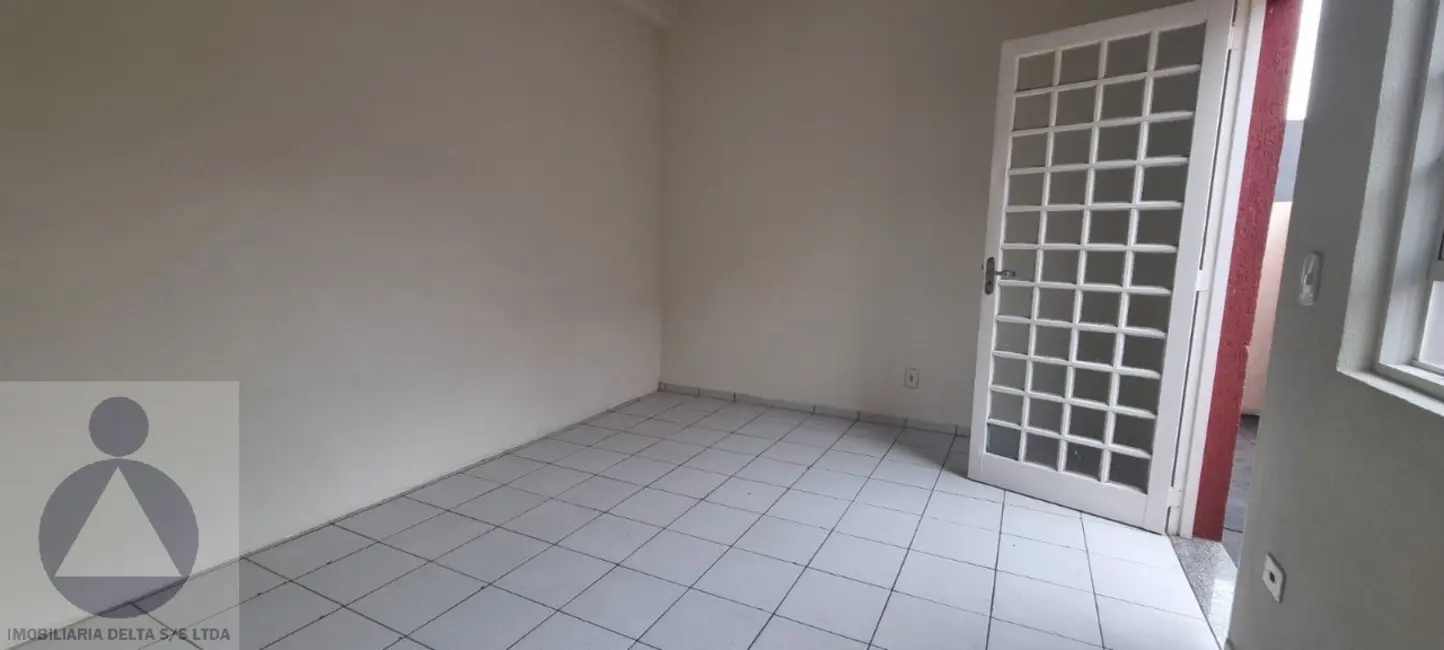 Sala Comercial para alugar, 35m2 em Parque Residencial Joaquim Toledo Piza, Londrina - PR - imagem 3 Foto 3 de Sala Comercial para alugar, 35m2 em Parque Residencial Joaquim Toledo Piza, Londrina - PR