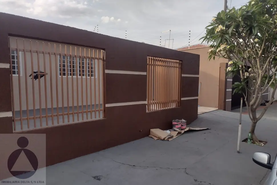 Casa com 3 quartos à venda, 250m2 em Jardim Belo Horizonte, Londrina - PR - imagem 1 Foto 1 de Casa com 3 quartos à venda, 250m2 em Jardim Belo Horizonte, Londrina - PR