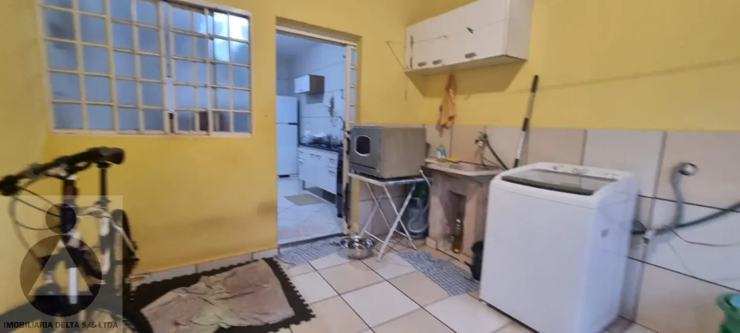 Casa com 3 quartos à venda, 90m2 em Jardim Belo Horizonte, Londrina - PR - imagem 8 Foto 8 de Casa com 3 quartos à venda, 90m2 em Jardim Belo Horizonte, Londrina - PR