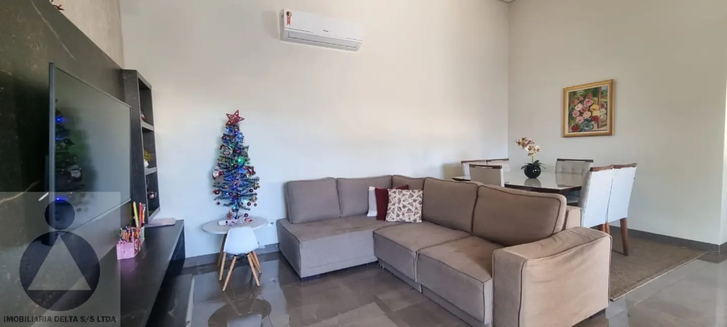 Foto 3 de Casa com 3 quartos para alugar, 300m2 em Centro, Londrina - PR