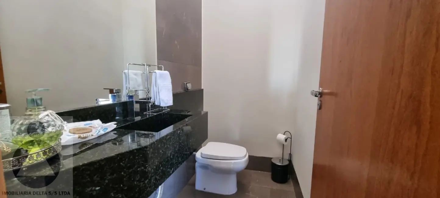 Foto 7 de Casa com 3 quartos para alugar, 300m2 em Centro, Londrina - PR