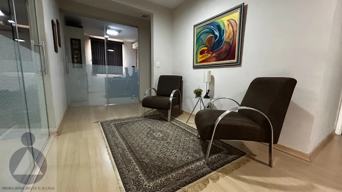 Foto 4 de Casa com 2 quartos à venda, 100m2 em Antares, Londrina - PR
