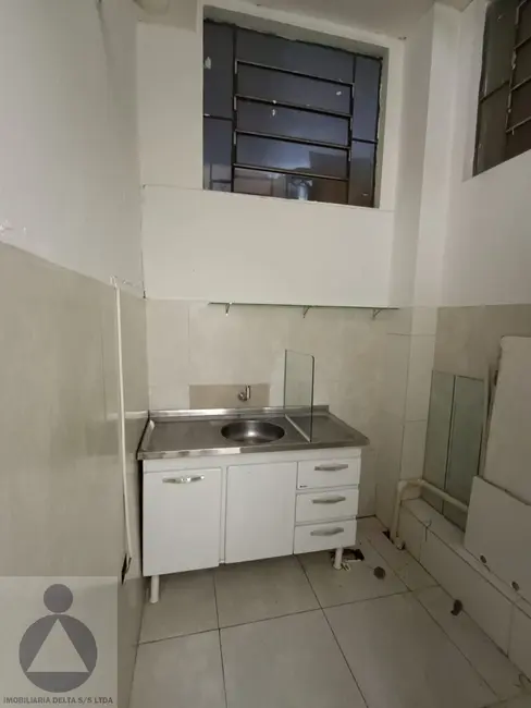 Foto 6 de Sala Comercial com 2 quartos para alugar, 60m2 em Jardim Novo Sabará, Londrina - PR