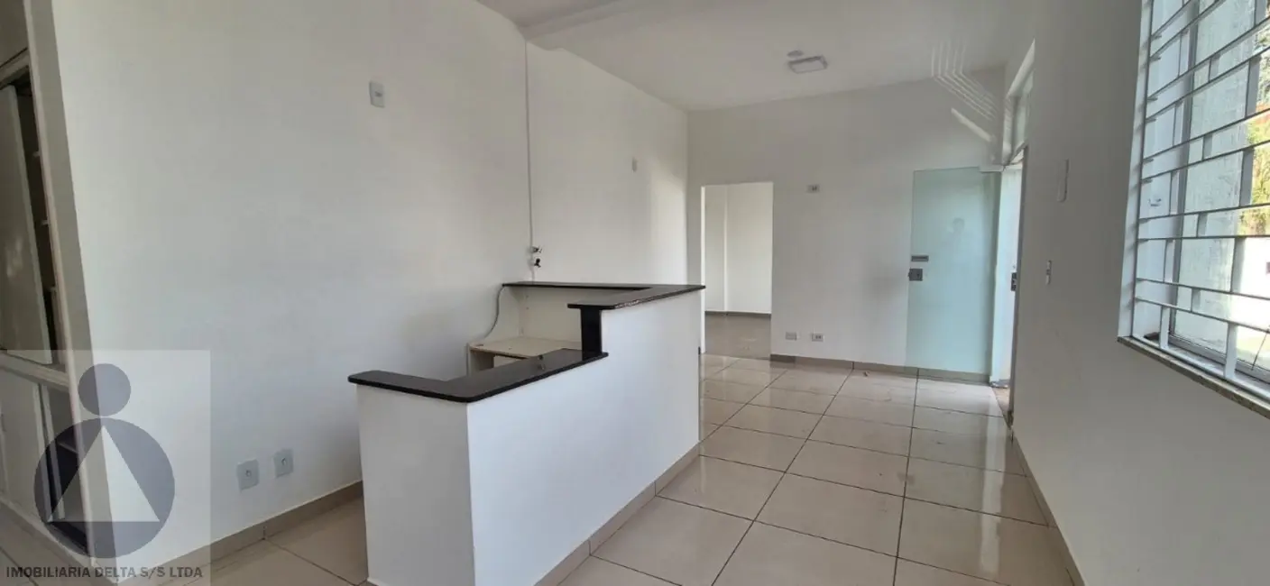 Foto 3 de Sala Comercial com 9 quartos para alugar, 350m2 em Boa Vista, Londrina - PR
