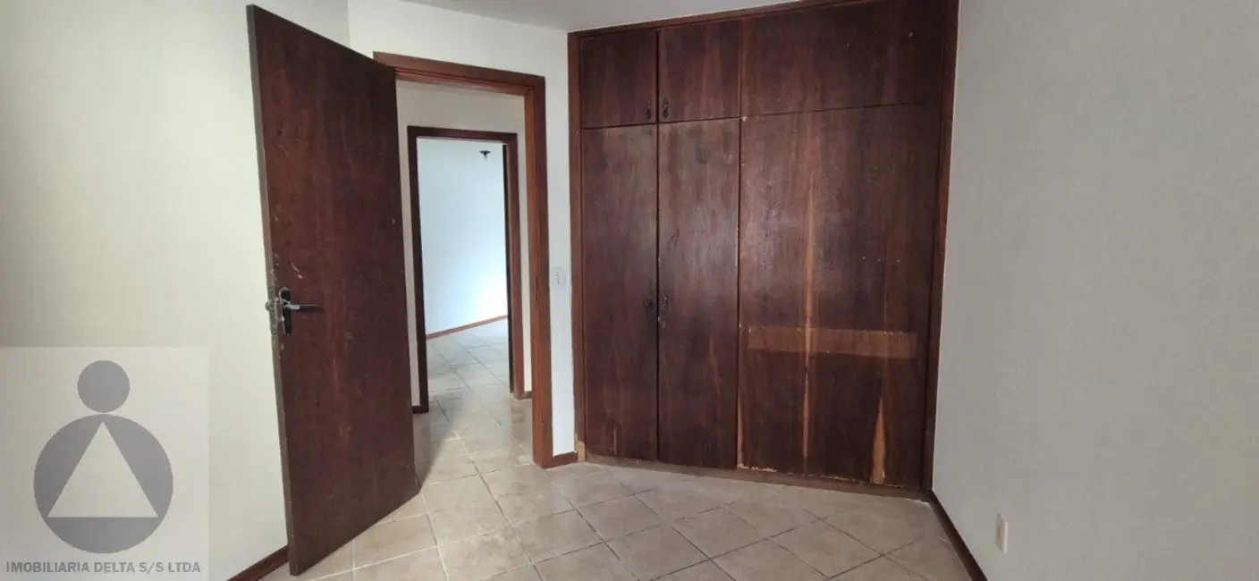 Foto 4 de Casa com 3 quartos para alugar, 100m2 em Jardim Império do Sol, Londrina - PR