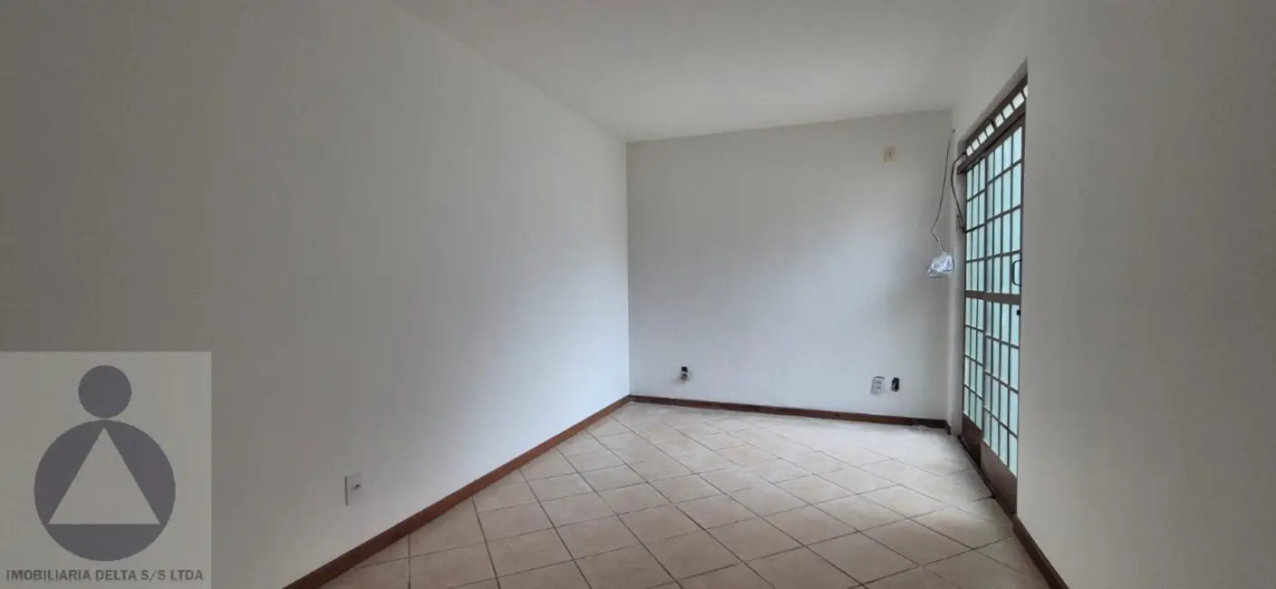 Foto 6 de Casa com 3 quartos para alugar, 100m2 em Jardim Império do Sol, Londrina - PR