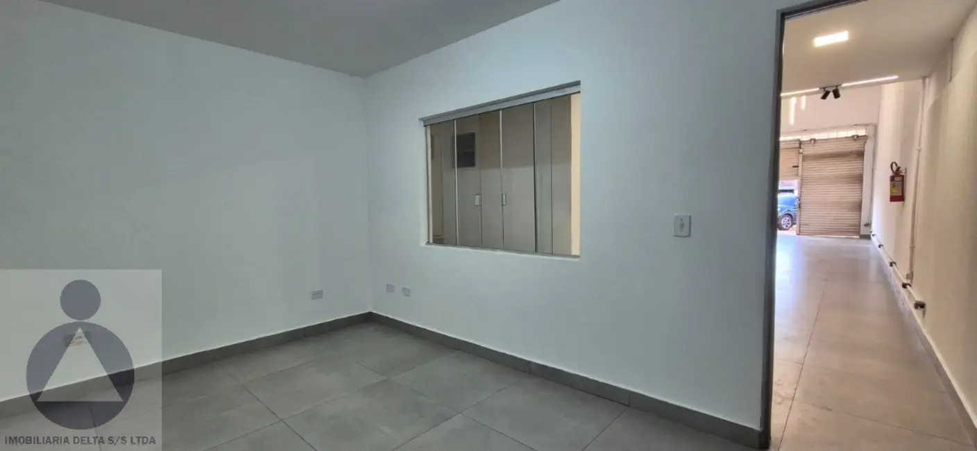 Sala Comercial para alugar, 300m2 em Conjunto Vivi Xavier, Londrina - PR - imagem 7 Foto 7 de Sala Comercial para alugar, 300m2 em Conjunto Vivi Xavier, Londrina - PR