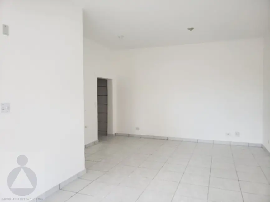 Sala Comercial para alugar, 220m2 em Vitória, Londrina - PR - imagem 7 Foto 7 de Sala Comercial para alugar, 220m2 em Vitória, Londrina - PR