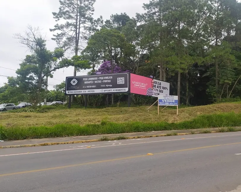Foto 1 de Terreno / Lote à venda, 3750m2 em Atiradores, Joinville, SC